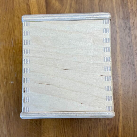 LOVEVERY Magic Tissue Box Montessori Wooden Toy Box With Lid & Colorful Tissues - Picture 9 of 12